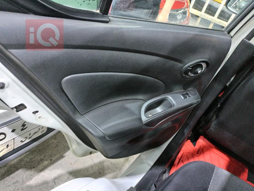 Nissan Sunny